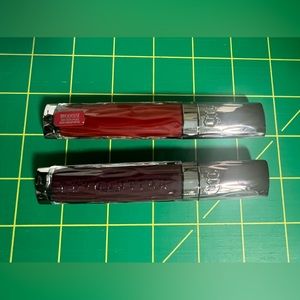 Urban Decay Revolution
APOCALYPSE and BRICKHOUSE High-Color Lip
Gloss Brand New